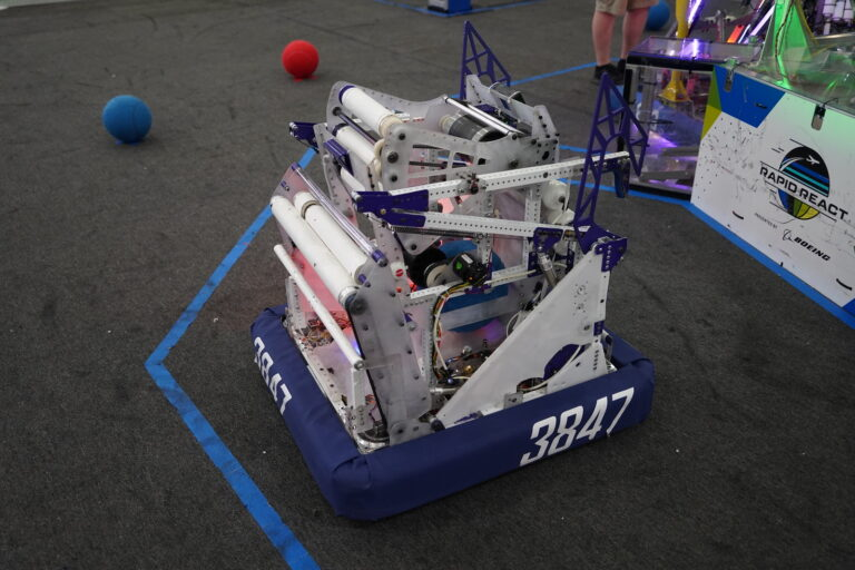 Spectrum 3847 2022 Infrared Robot